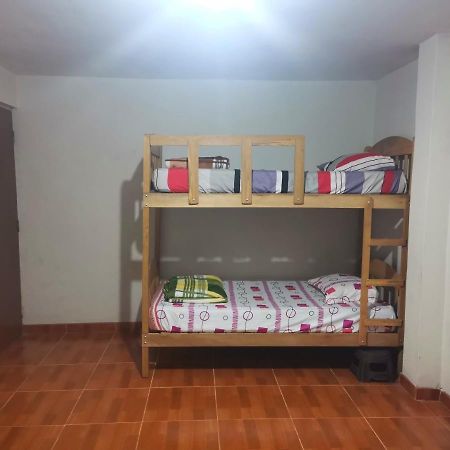 5 min Aeropuerto Bed and Breakfast Lima Exterior foto
