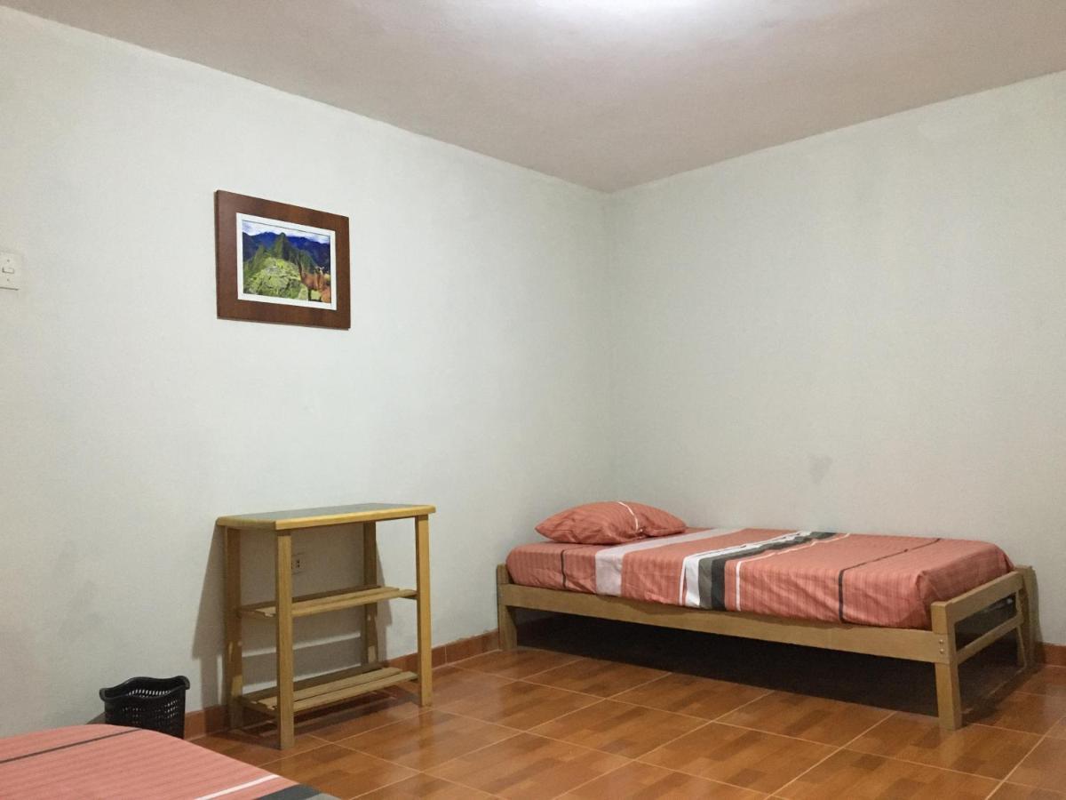 5 min Aeropuerto Bed and Breakfast Lima Exterior foto
